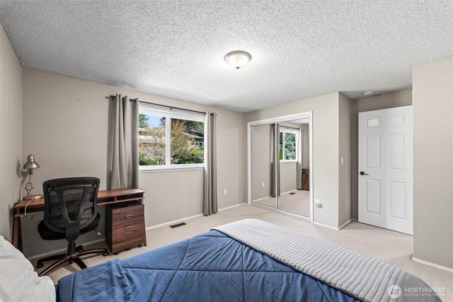 3722 72nd Avenue Ct W, University Place, WA 98466