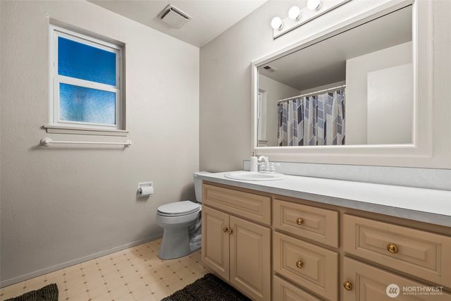 3722 72nd Avenue Ct W, University Place, WA 98466