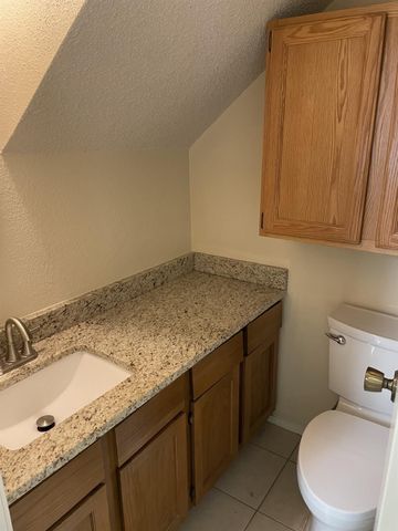 6201 Beverlyhill Street 8, Houston, TX 77057