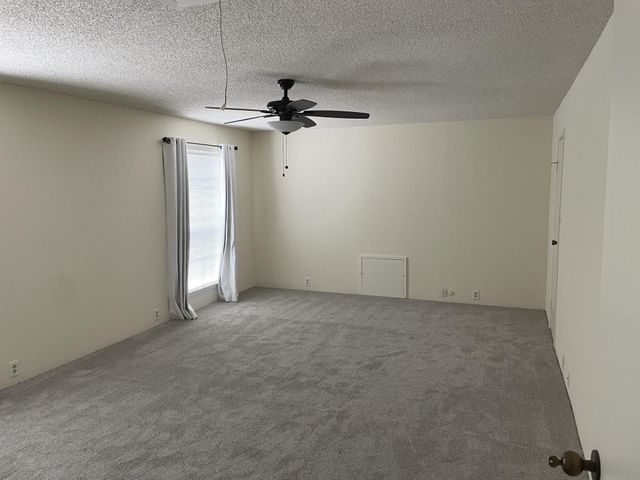6201 Beverlyhill Street 8, Houston, TX 77057