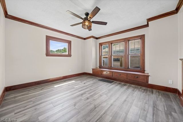 903 W 19th Street, Lorain, OH 44052