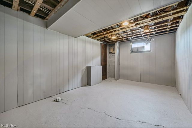 903 W 19th Street, Lorain, OH 44052