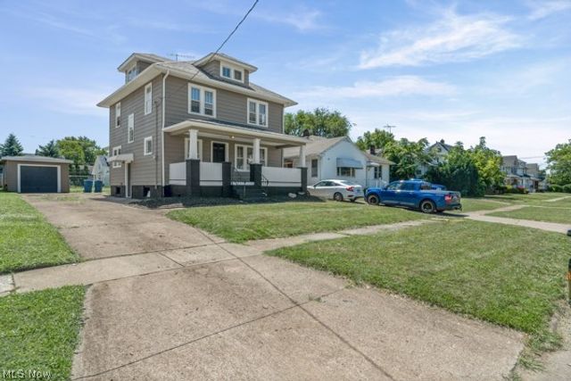 903 W 19th Street, Lorain, OH 44052