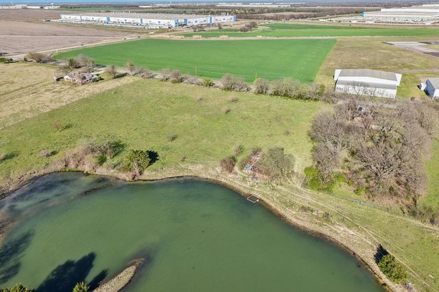 611 Ferris Road, Lancaster, TX 75146