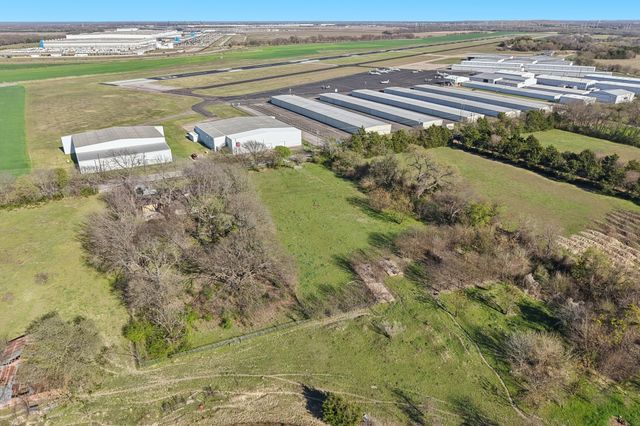 611 Ferris Road, Lancaster, TX 75146