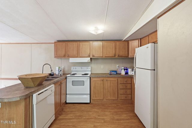 195 Bow Drive, Gate City, VA 24251