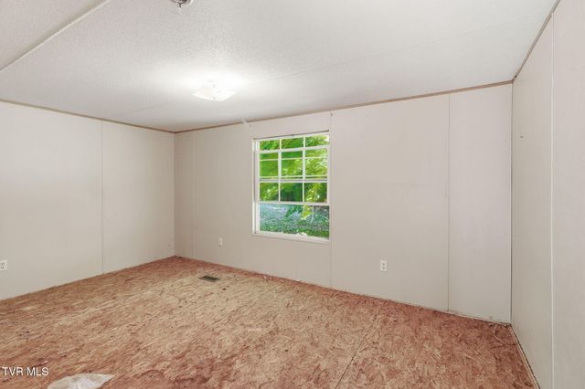 195 Bow Drive, Gate City, VA 24251