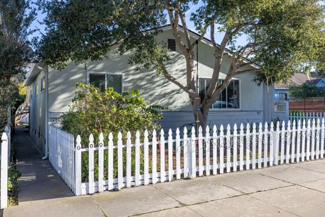 609 Congress Avenue, Pacific Grove, CA 93950