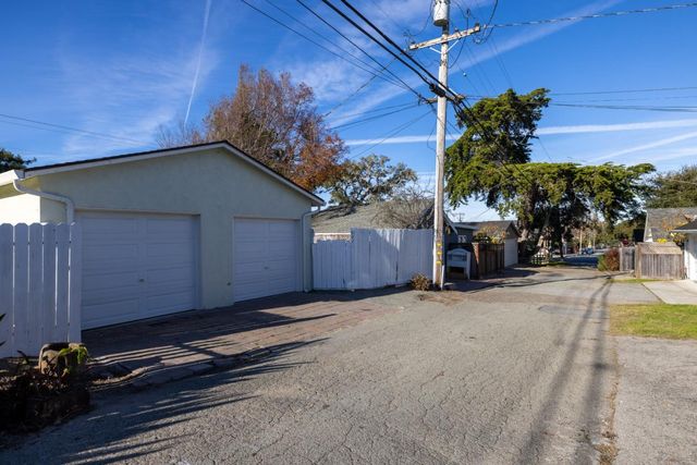 609 Congress Avenue, Pacific Grove, CA 93950