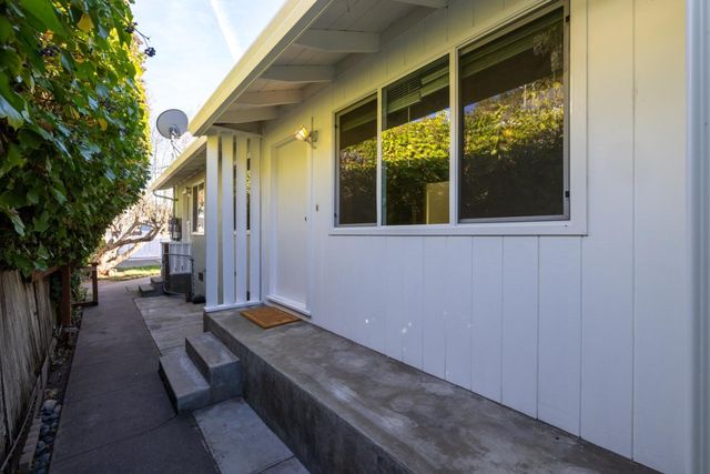 609 Congress Avenue, Pacific Grove, CA 93950