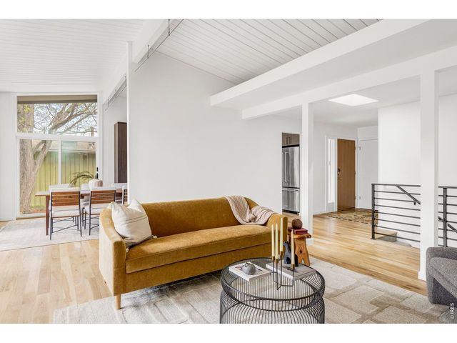 1305 Oak Ct, Boulder, CO 80304