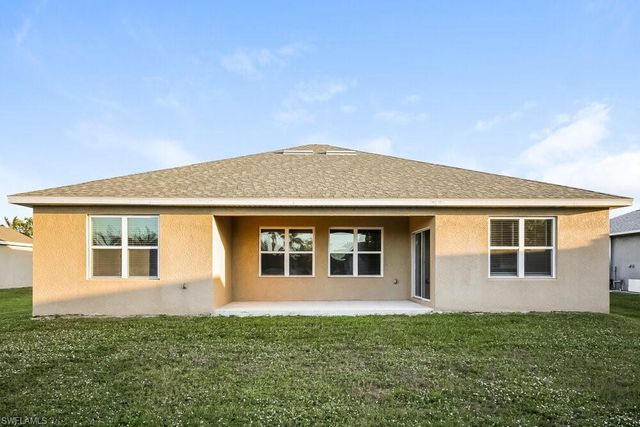 2564 Surfside BLVD, Cape Coral, FL 33914