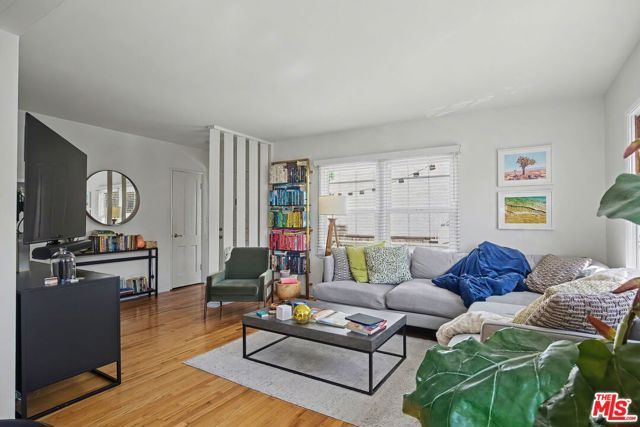 10481 Eastborne Avenue, Los Angeles, CA 90024