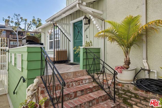 10481 Eastborne Avenue, Los Angeles, CA 90024