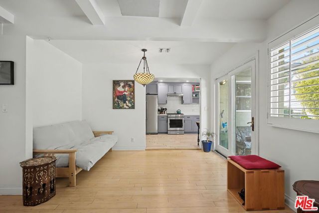 10481 Eastborne Avenue, Los Angeles, CA 90024