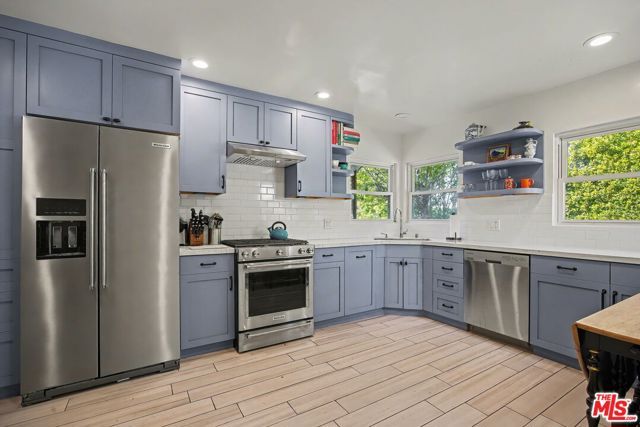 10481 Eastborne Avenue, Los Angeles, CA 90024