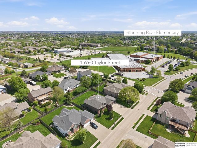 15960 Taylor Street, Omaha, NE 68116