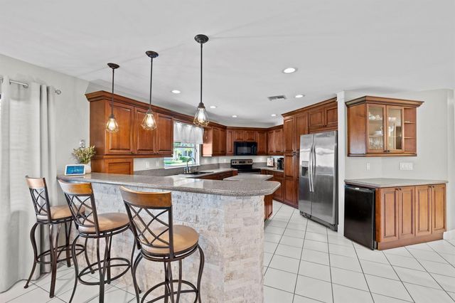 6220 NW 58th Way, Parkland, FL 33067