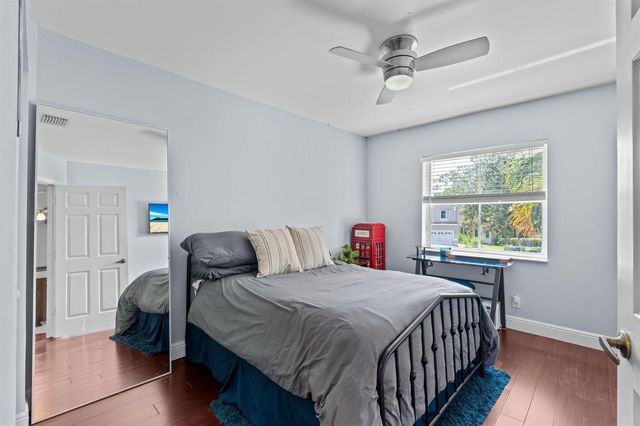 6220 NW 58th Way, Parkland, FL 33067