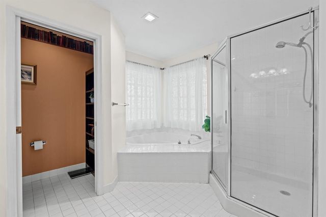 6220 NW 58th Way, Parkland, FL 33067