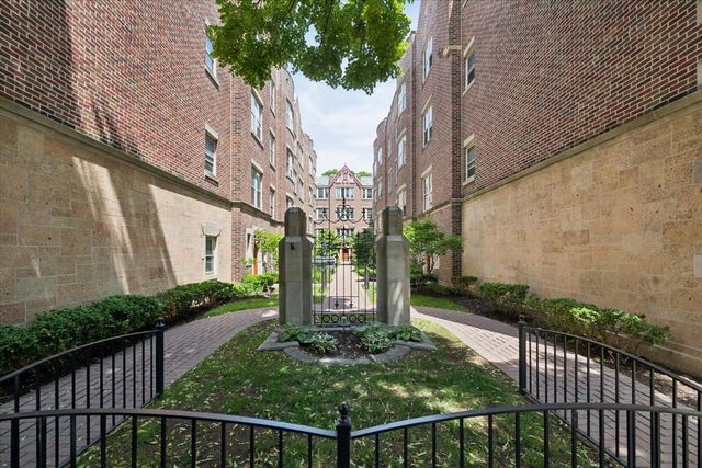 1118 Washington Boulevard 3A, Oak Park, IL 60302