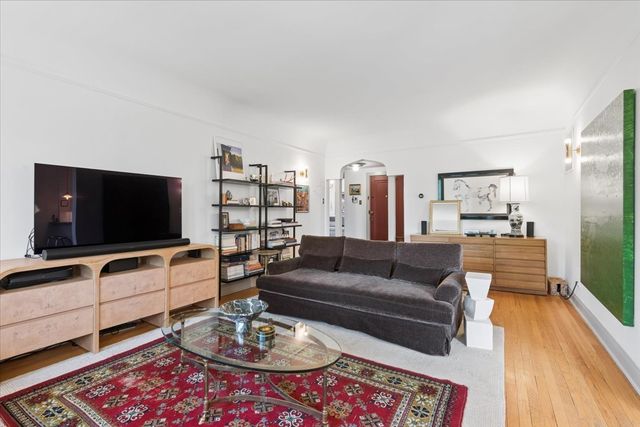 1118 Washington Boulevard 3A, Oak Park, IL 60302