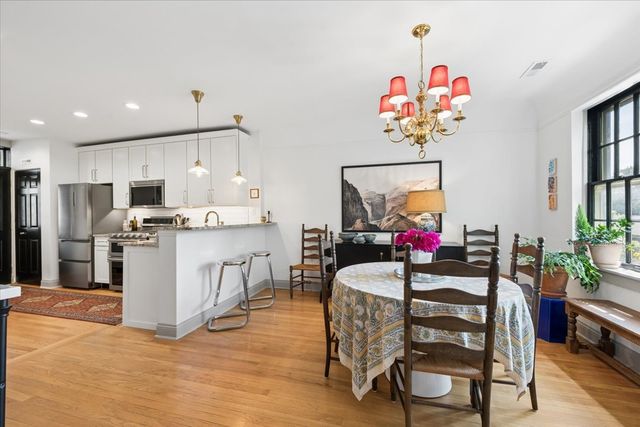 1118 Washington Boulevard 3A, Oak Park, IL 60302