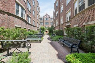 1118 Washington Boulevard 3A, Oak Park, IL 60302
