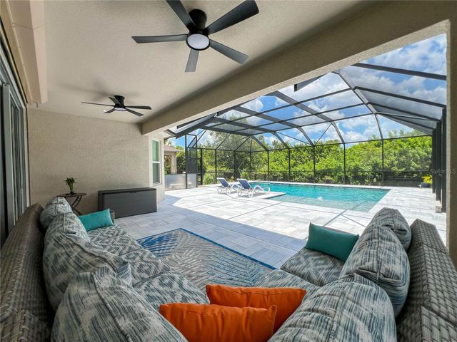 8033 CLEMENTINE LANE, Tampa, FL 33625