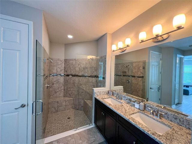 8033 CLEMENTINE LANE, Tampa, FL 33625