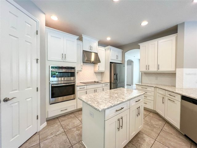 8033 CLEMENTINE LANE, Tampa, FL 33625