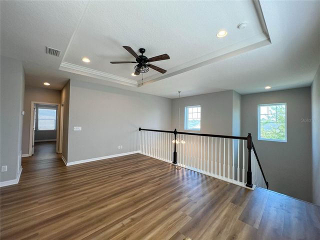 8033 CLEMENTINE LANE, Tampa, FL 33625