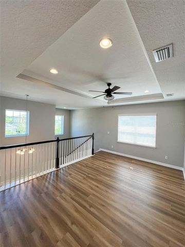 8033 CLEMENTINE LANE, Tampa, FL 33625