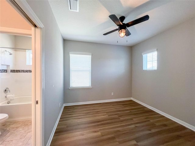 8033 CLEMENTINE LANE, Tampa, FL 33625