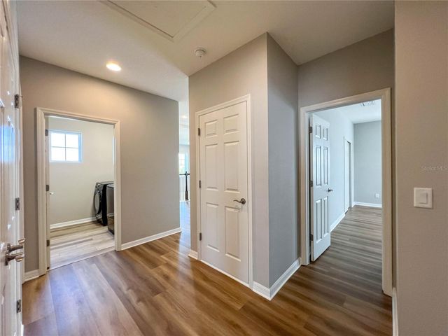 8033 CLEMENTINE LANE, Tampa, FL 33625