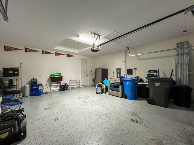 8033 CLEMENTINE LANE, Tampa, FL 33625