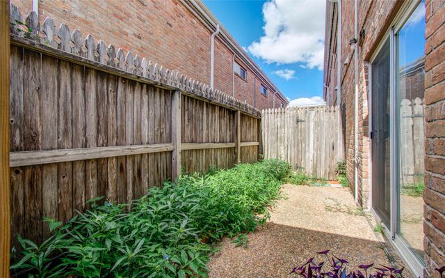 6410 Del Monte Drive 118, Houston, TX 77057