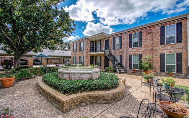 6410 Del Monte Drive 118, Houston, TX 77057