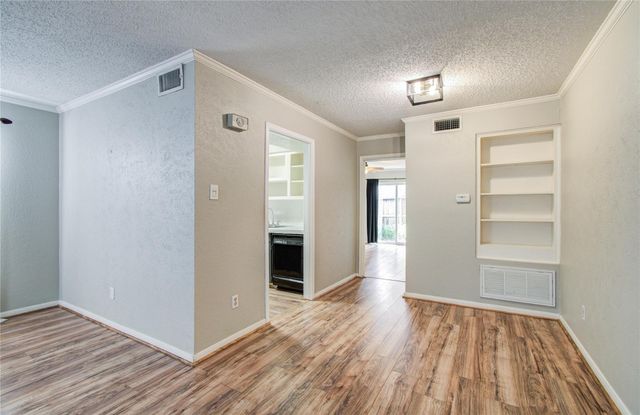 6410 Del Monte Drive 118, Houston, TX 77057