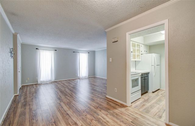 6410 Del Monte Drive 118, Houston, TX 77057