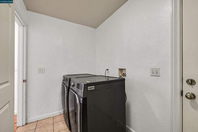 901 Florida Ave, Richmond, CA 94804