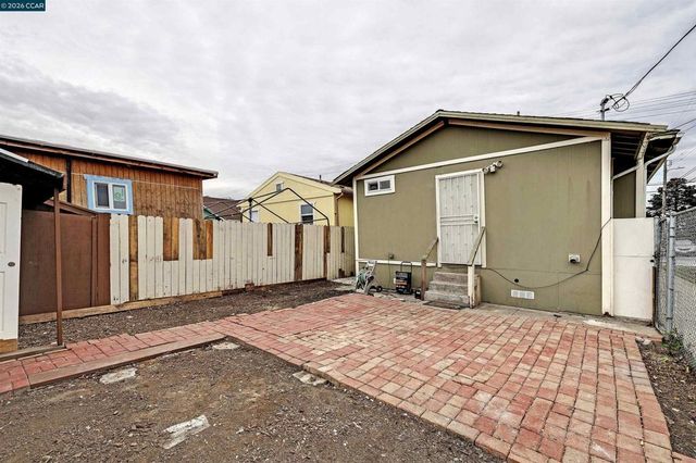 901 Florida Ave, Richmond, CA 94804