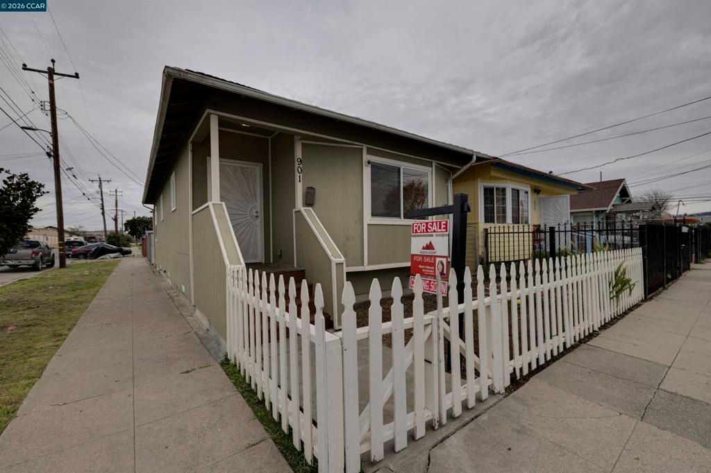 901 Florida Ave, Richmond, CA 94804