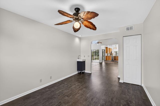 17137 Waterbend Drive 204, Jupiter, FL 33477