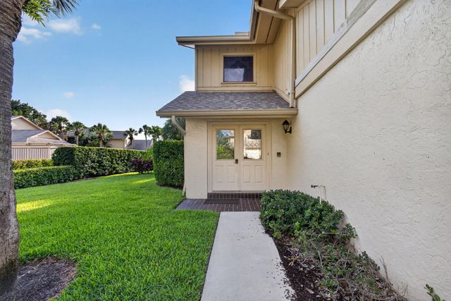 17137 Waterbend Drive 204, Jupiter, FL 33477