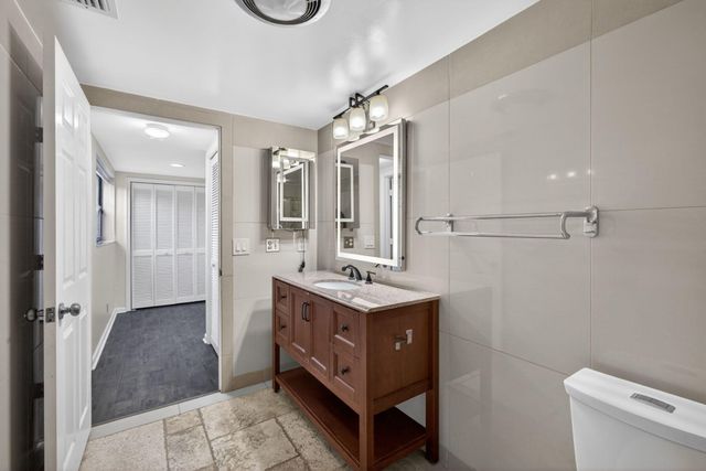17137 Waterbend Drive 204, Jupiter, FL 33477