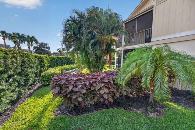 17137 Waterbend Drive 204, Jupiter, FL 33477