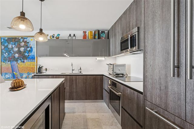 88 SW 7th Street 1804, Miami, FL 33130