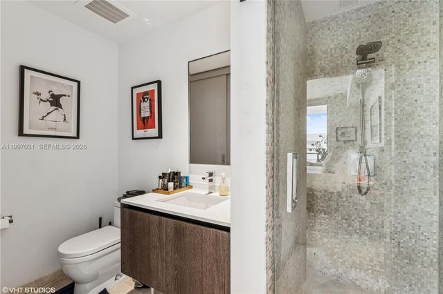 88 SW 7th Street 1804, Miami, FL 33130