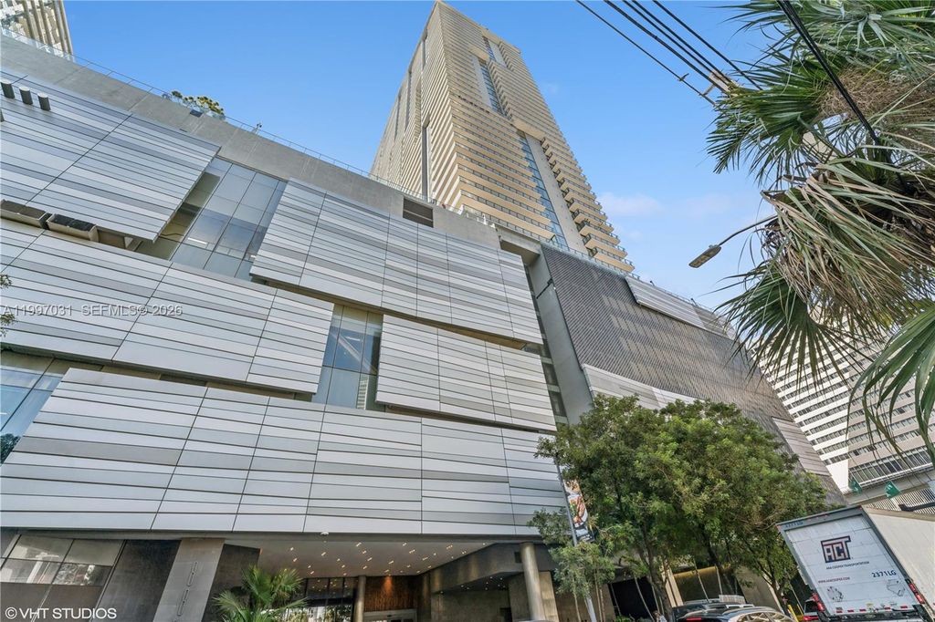 88 SW 7th Street 1804, Miami, FL 33130